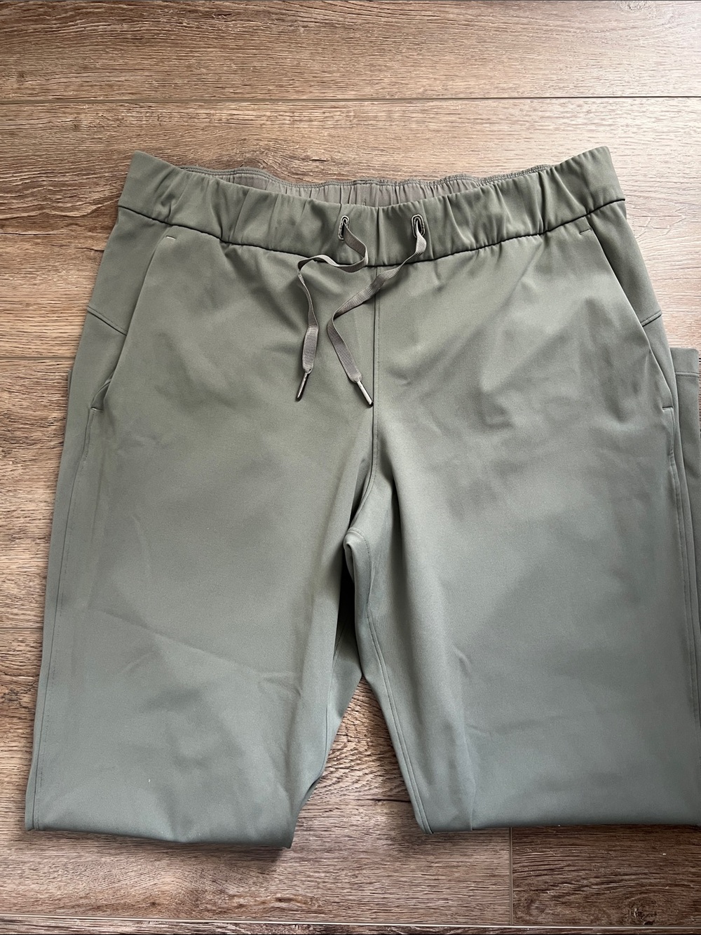 lululemon athletica Olive Green Women's Drawstring Joggers